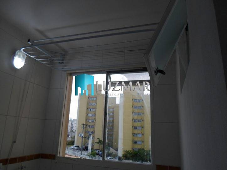 Apartamento à venda com 2 quartos, 60m² - Foto 11