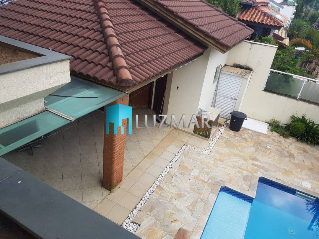 Casa à venda com 3 quartos, 300m² - Foto 42