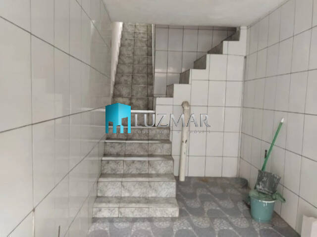 Casa à venda com 4 quartos, 136m² - Foto 8