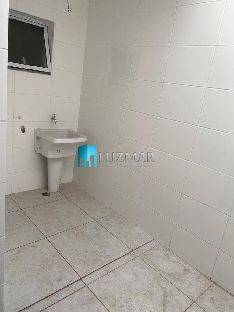 Casa à venda com 2 quartos, 70m² - Foto 16