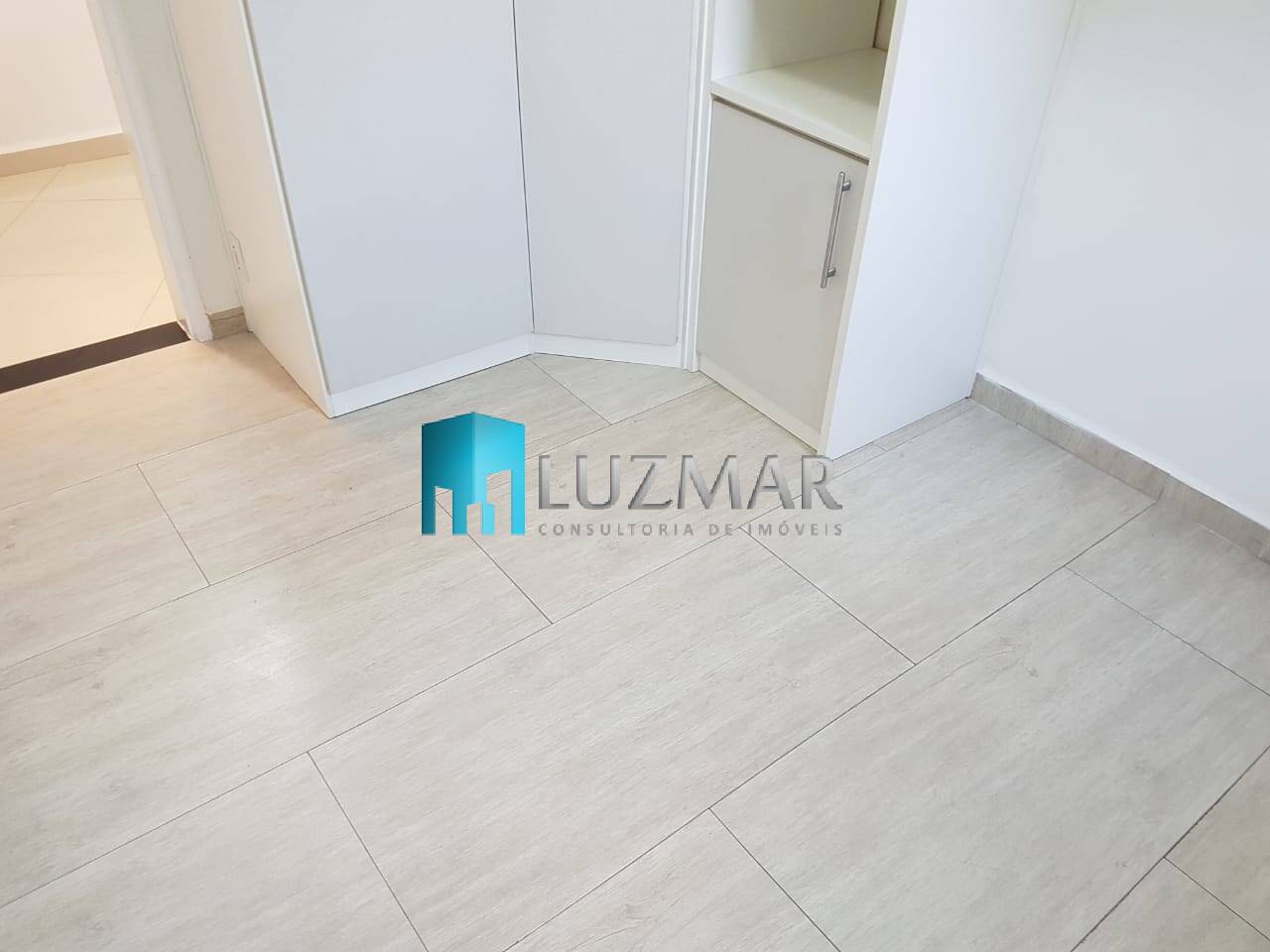 Apartamento à venda com 2 quartos, 45m² - Foto 15