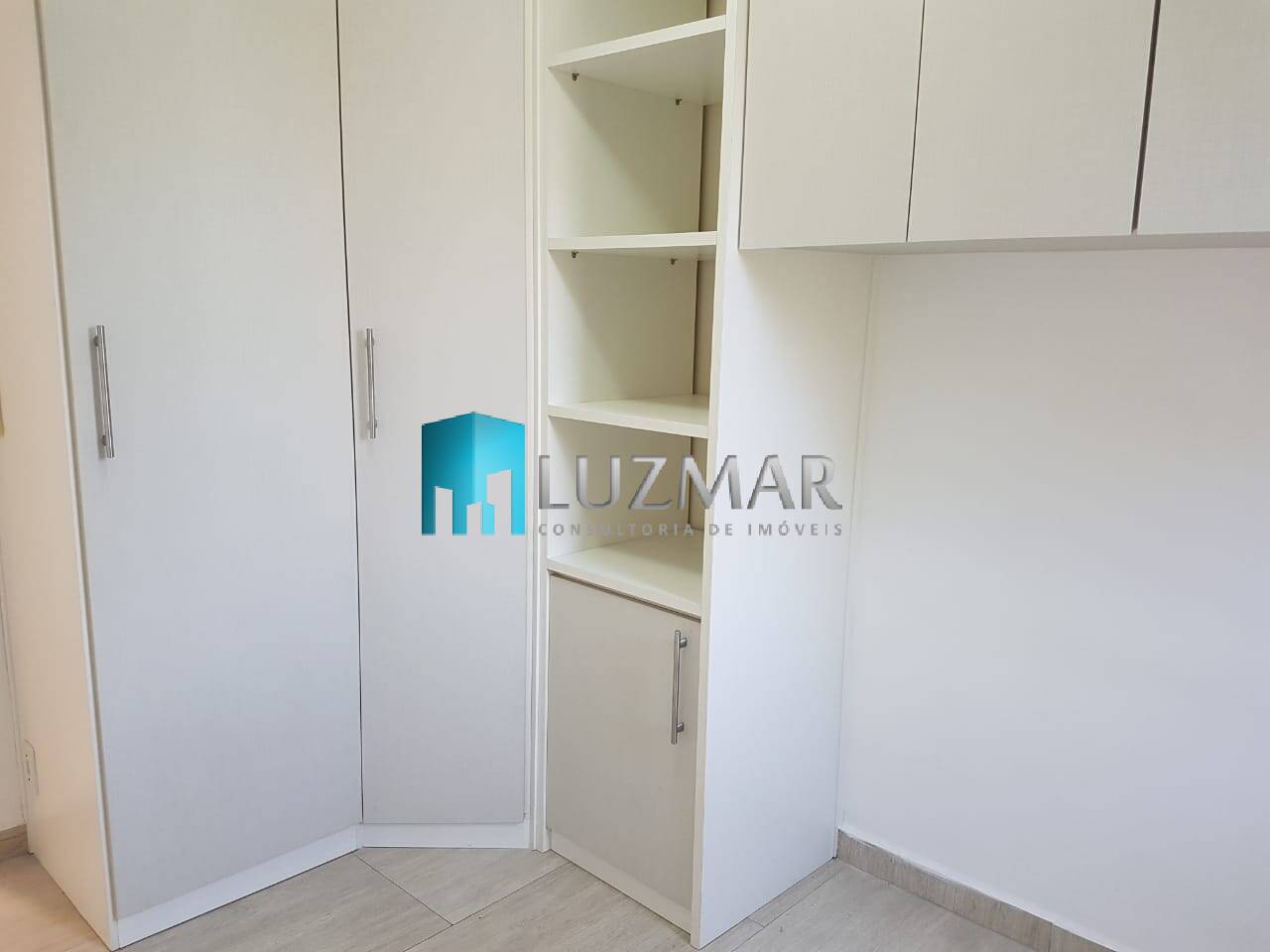 Apartamento à venda com 2 quartos, 45m² - Foto 13