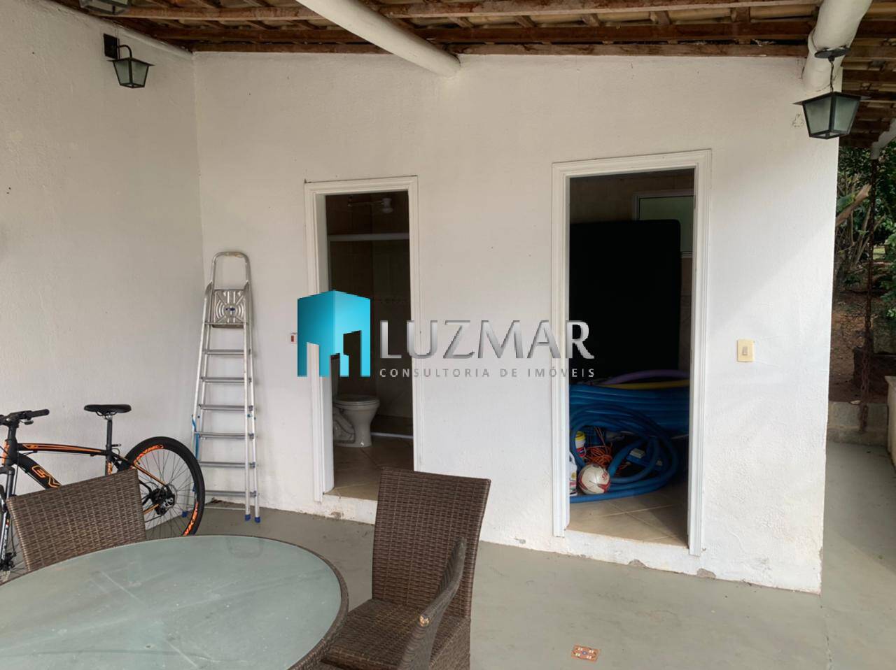 Casa à venda com 3 quartos, 270m² - Foto 14