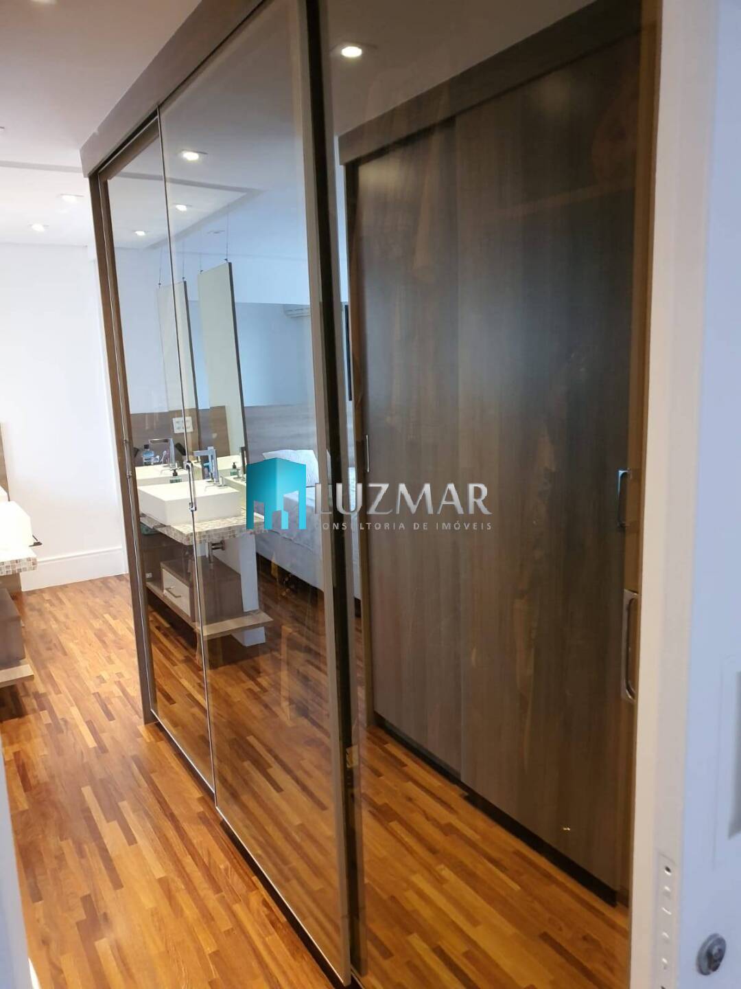 Apartamento à venda com 3 quartos, 128m² - Foto 17