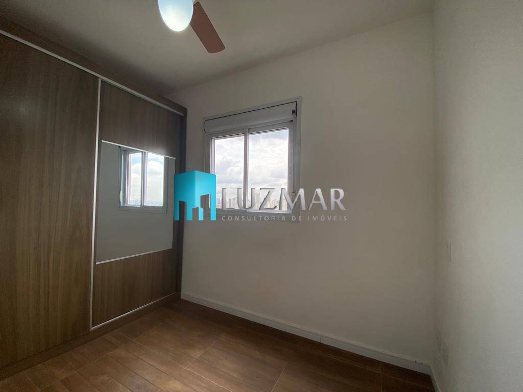 Apartamento à venda com 2 quartos, 66m² - Foto 11