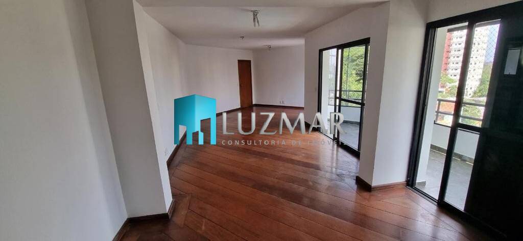 Apartamento à venda com 3 quartos, 140m² - Foto 3