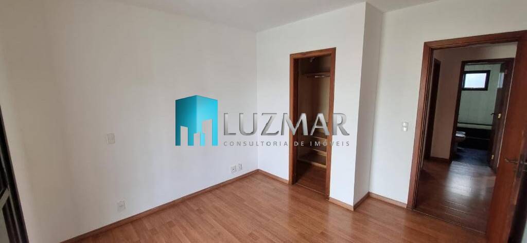 Apartamento à venda com 3 quartos, 140m² - Foto 13