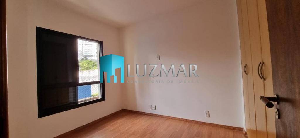 Apartamento à venda com 3 quartos, 140m² - Foto 10