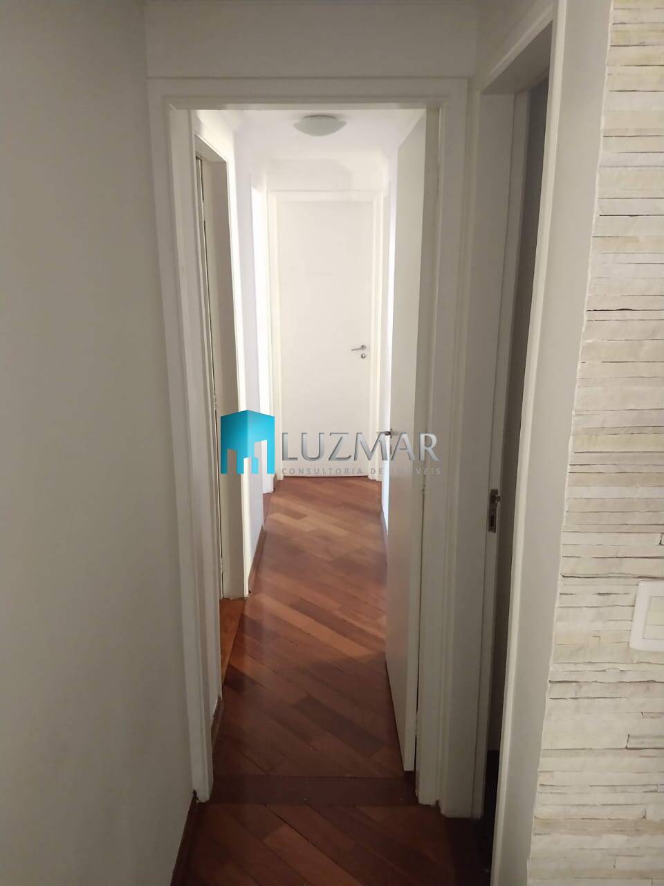 Apartamento à venda com 3 quartos, 94m² - Foto 11