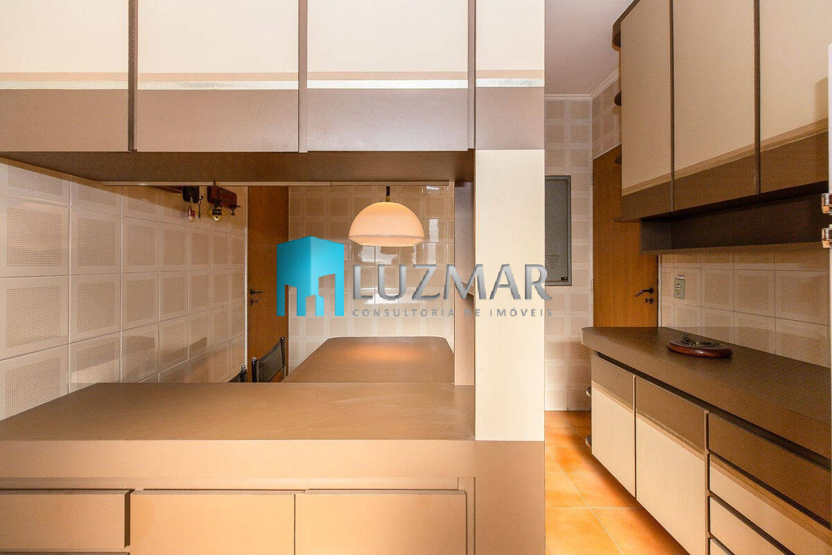 Apartamento à venda com 4 quartos, 144m² - Foto 11