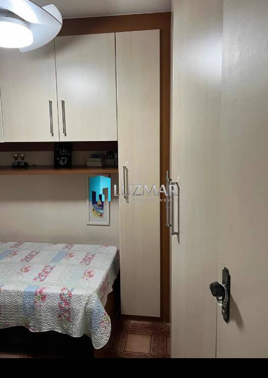 Apartamento à venda com 2 quartos, 48m² - Foto 11