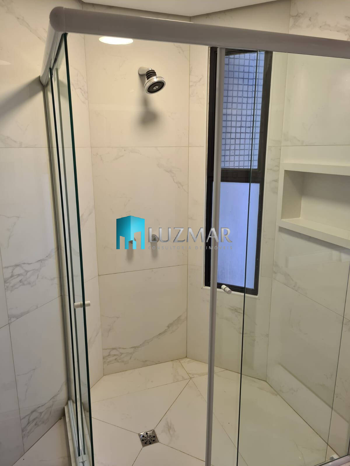 Apartamento à venda com 1 quarto, 81m² - Foto 19