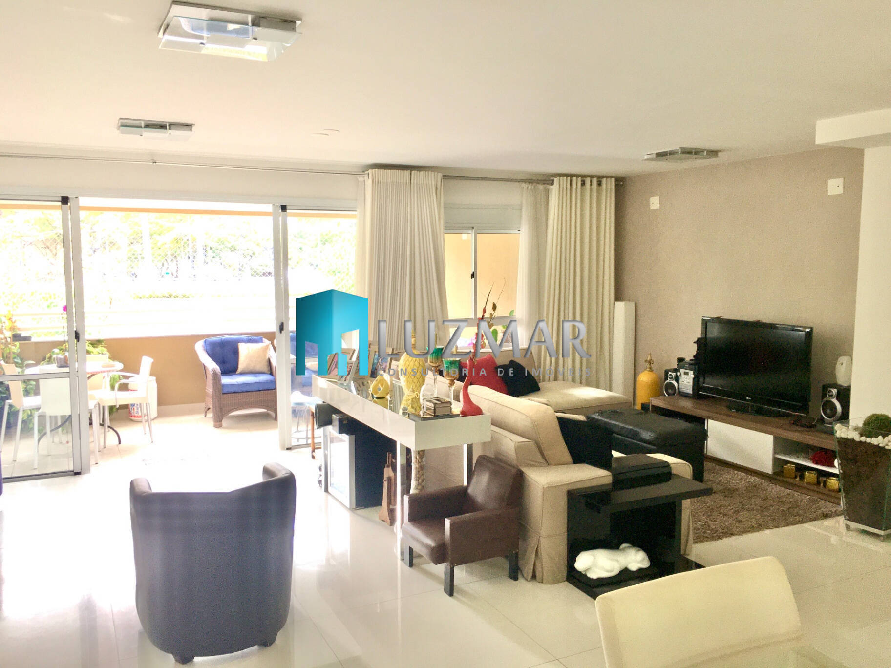 Apartamento à venda com 3 quartos, 142m² - Foto 5