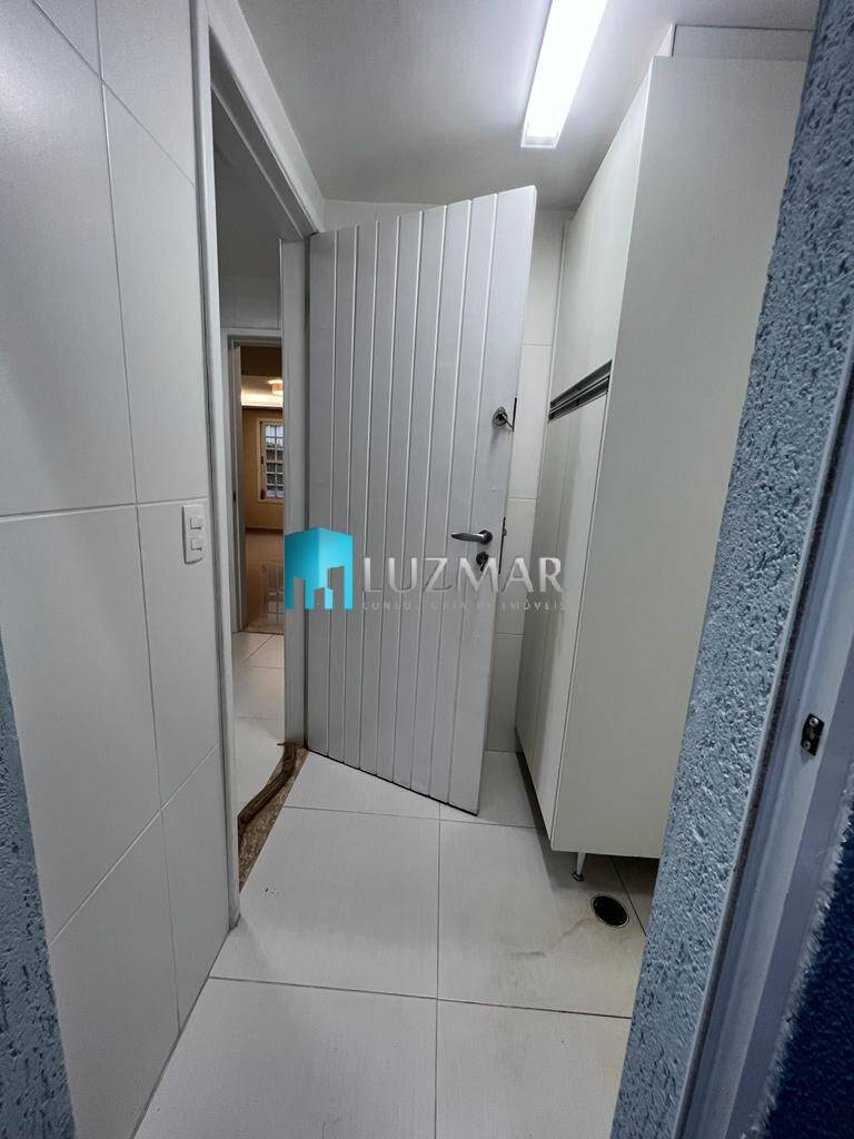 Casa à venda com 3 quartos, 158m² - Foto 13