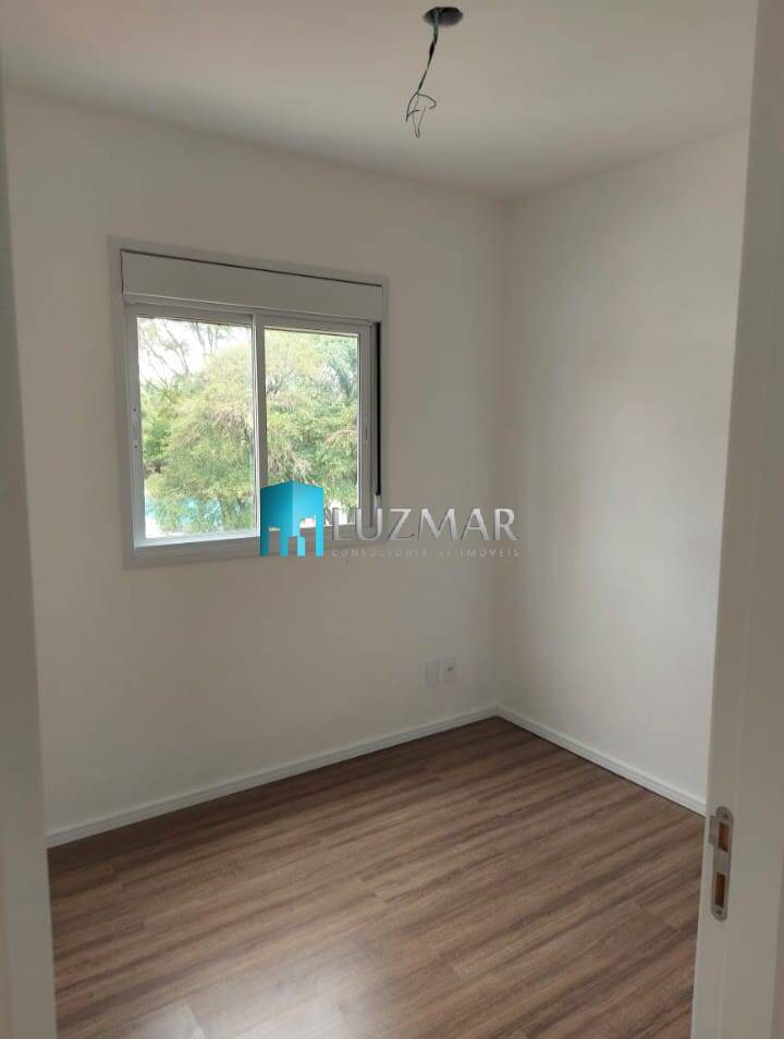 Apartamento à venda com 2 quartos, 40m² - Foto 14