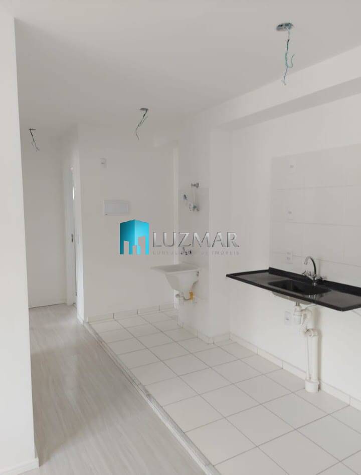 Apartamento à venda com 2 quartos, 40m² - Foto 3