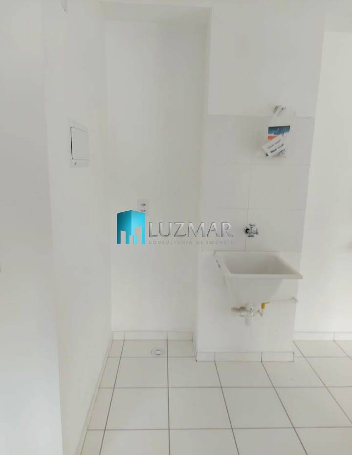 Apartamento à venda com 2 quartos, 40m² - Foto 6