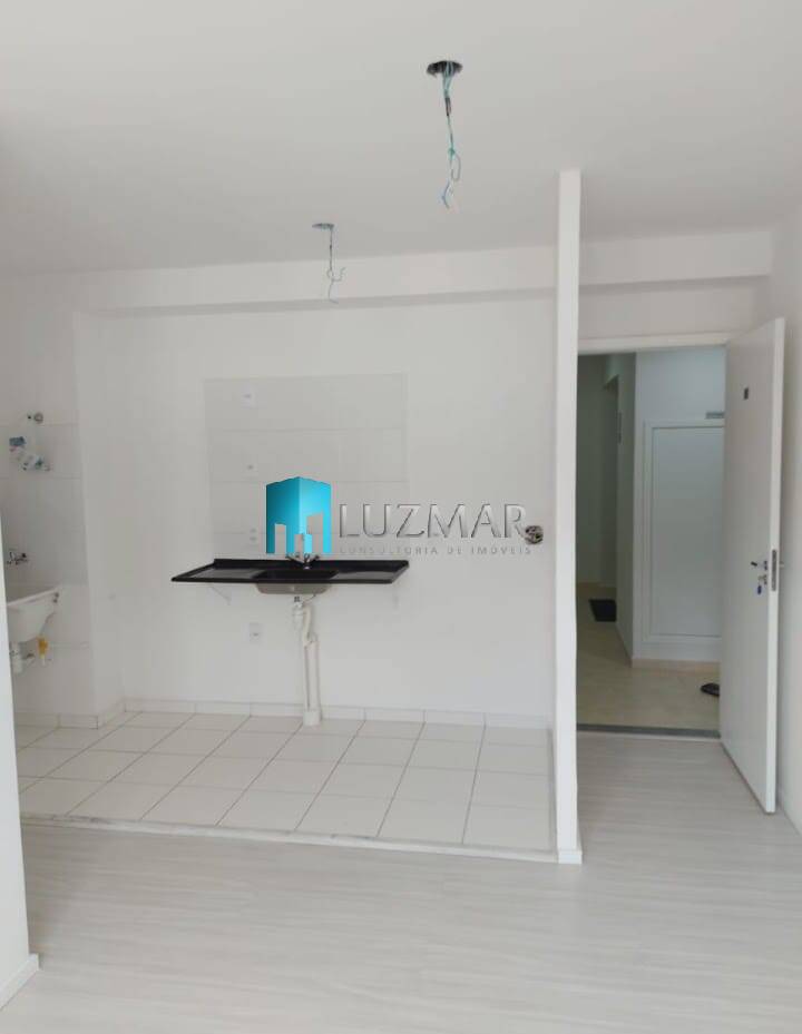 Apartamento à venda com 2 quartos, 40m² - Foto 5