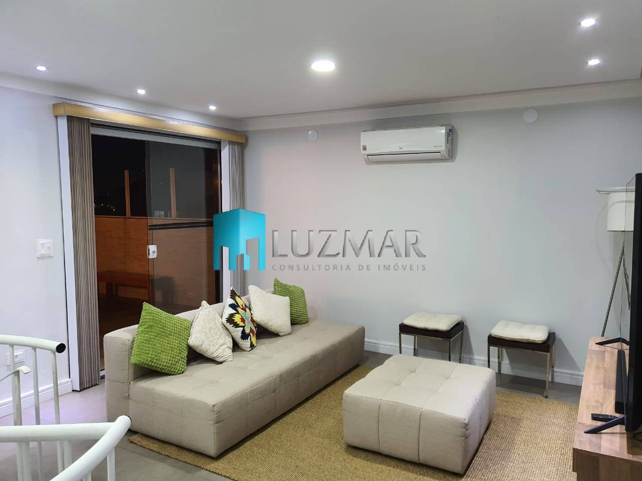 Apartamento à venda com 3 quartos, 120m² - Foto 4