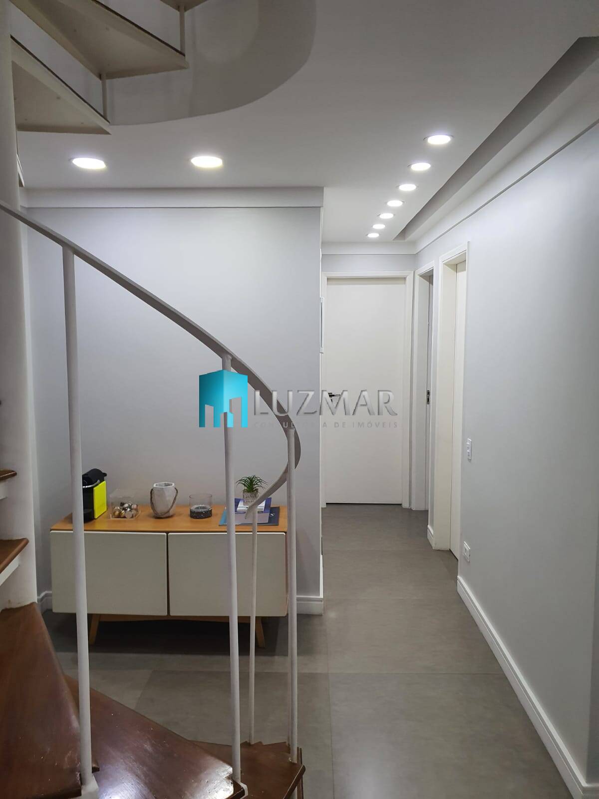 Apartamento à venda com 3 quartos, 120m² - Foto 12