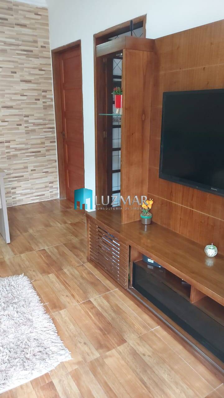 Casa à venda com 3 quartos, 250m² - Foto 3