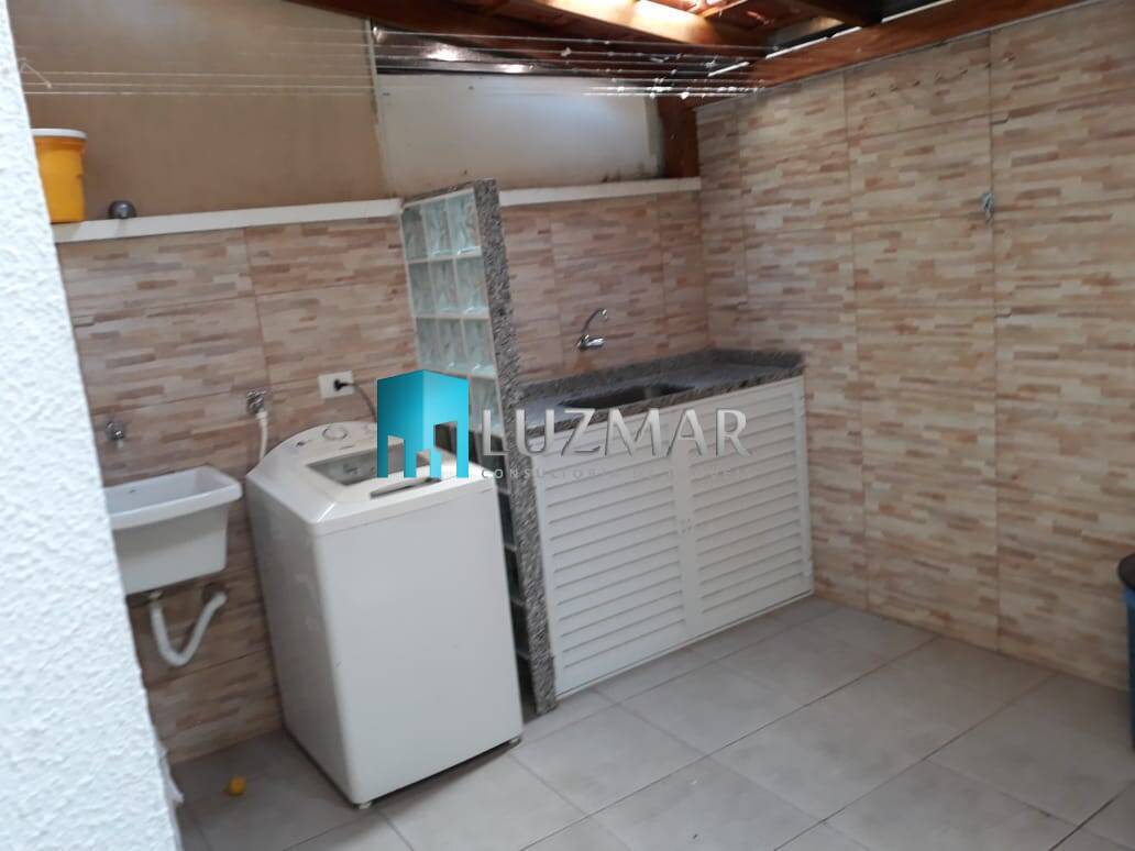 Casa à venda com 3 quartos, 95m² - Foto 13