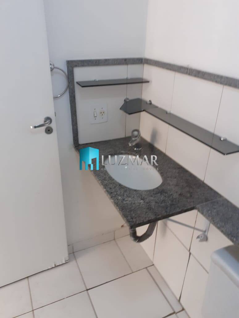 Apartamento à venda com 2 quartos, 70m² - Foto 12