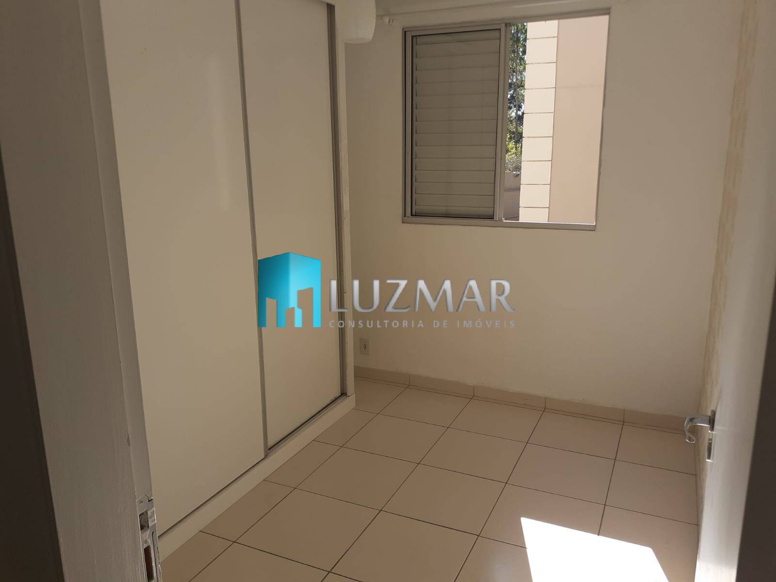 Apartamento à venda com 2 quartos, 70m² - Foto 7