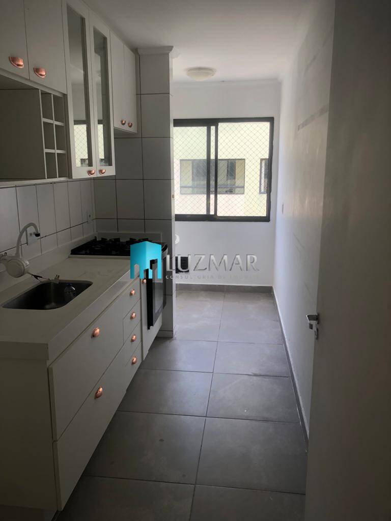 Apartamento à venda com 3 quartos, 65m² - Foto 6