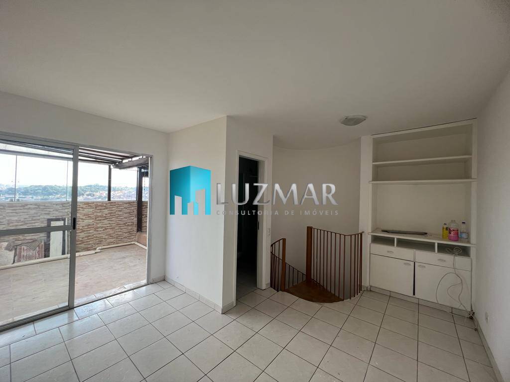 Apartamento à venda com 3 quartos, 48m² - Foto 2