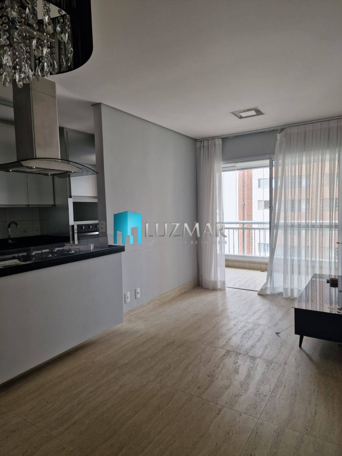 Apartamento à venda com 3 quartos, 74m² - Foto 4