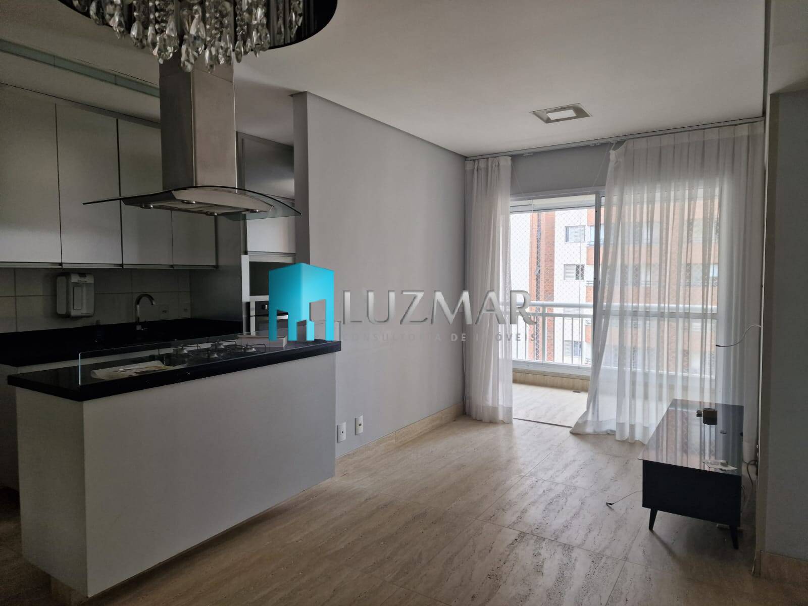 Apartamento à venda com 3 quartos, 74m² - Foto 1