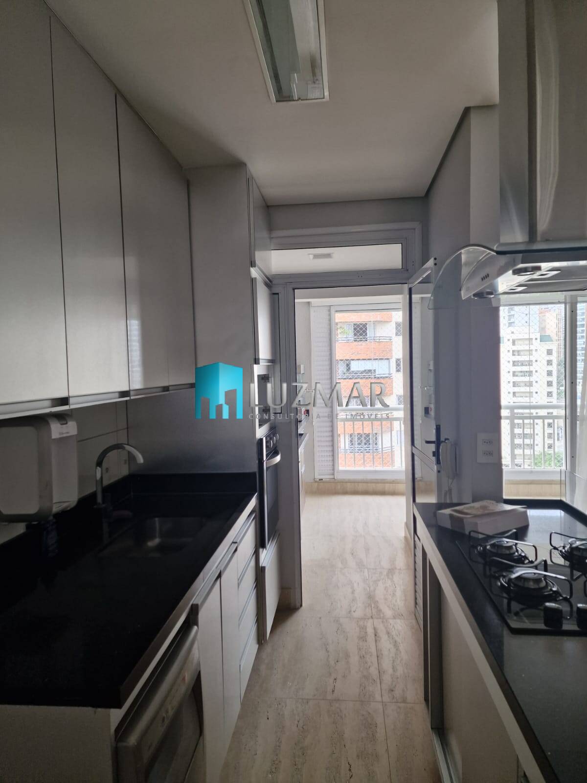 Apartamento à venda com 3 quartos, 74m² - Foto 6