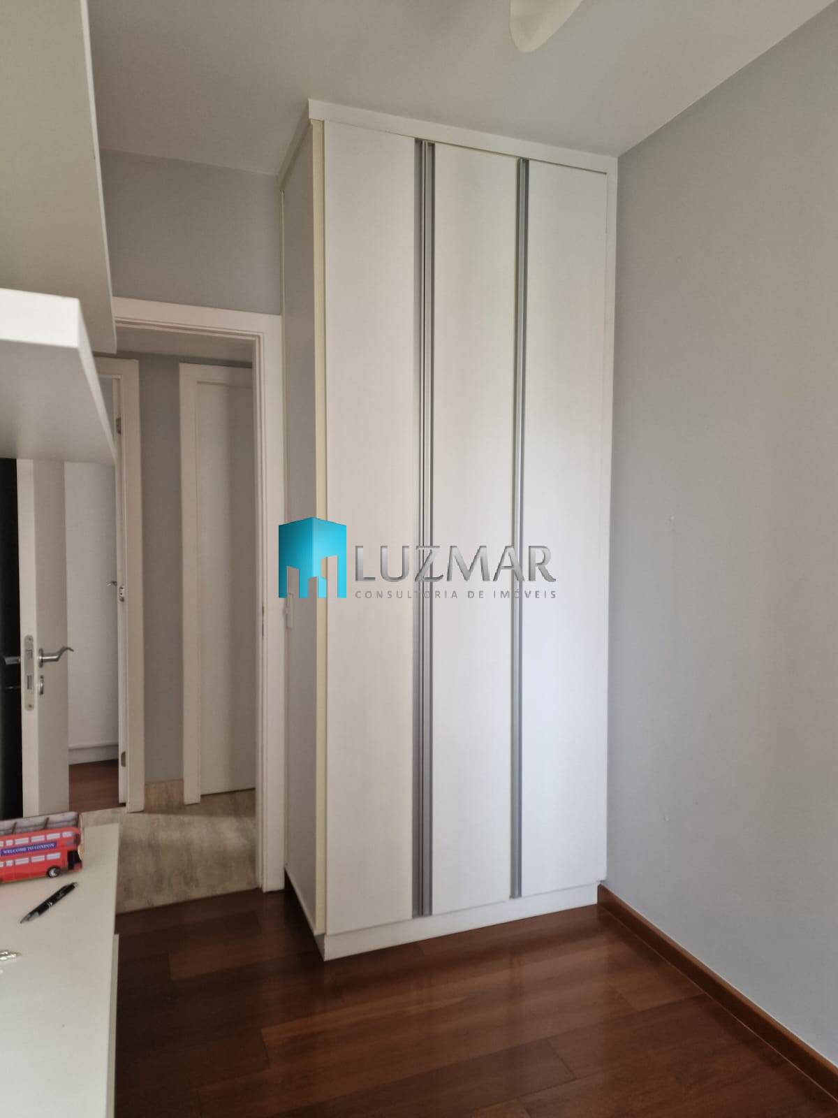 Apartamento à venda com 3 quartos, 74m² - Foto 9