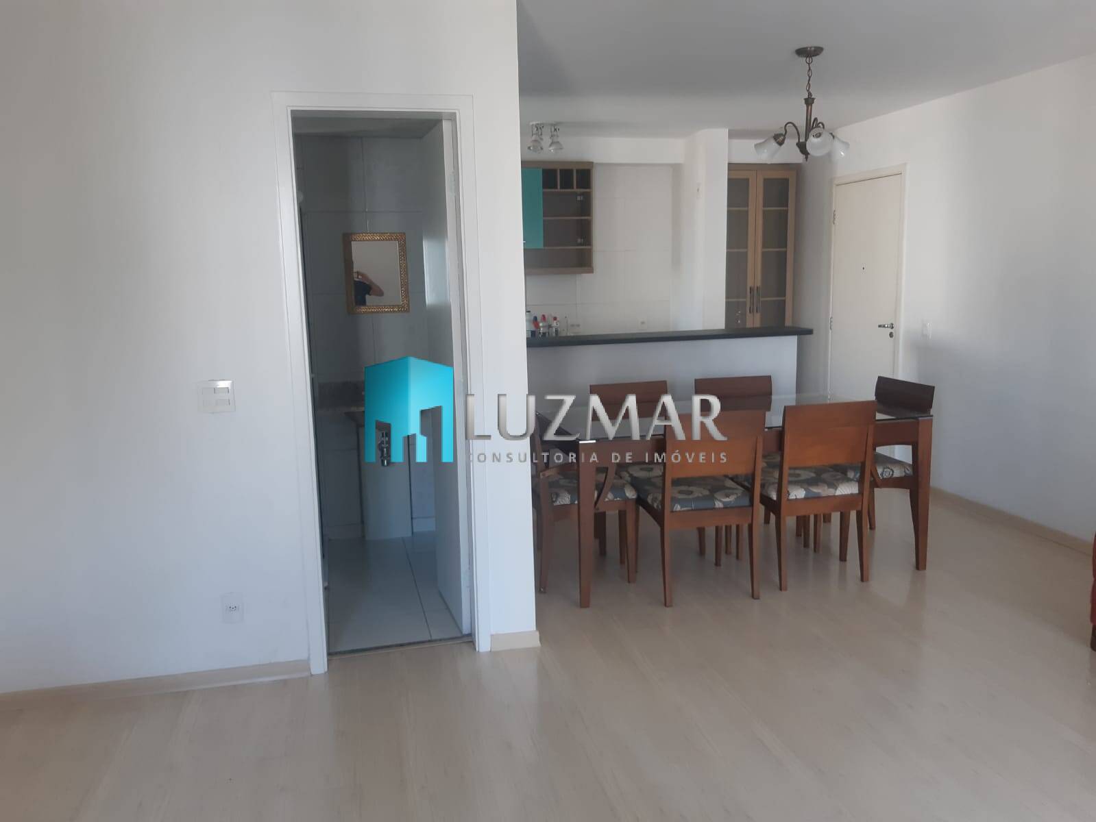 Apartamento à venda com 3 quartos, 70m² - Foto 3