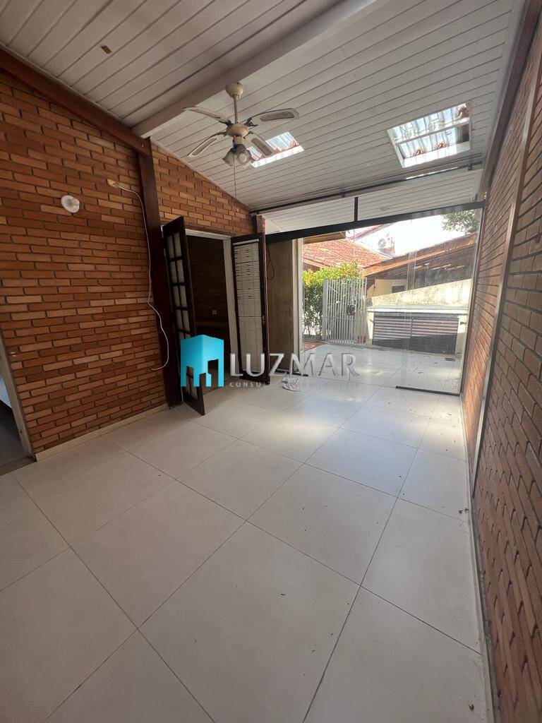 Casa de Condomínio à venda com 3 quartos, 86m² - Foto 1