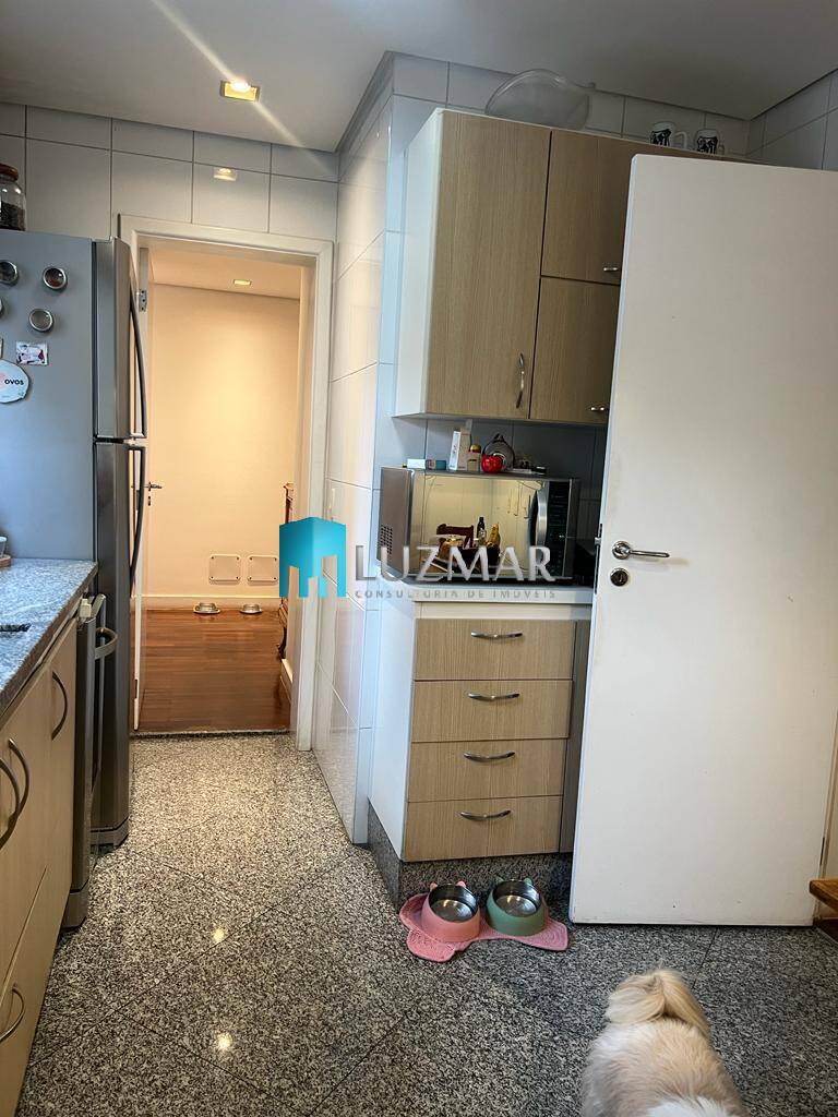 Apartamento à venda com 4 quartos, 156m² - Foto 15