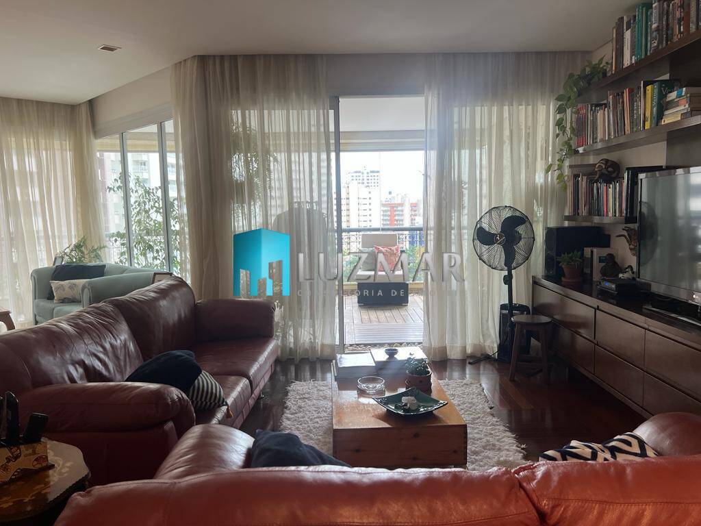 Apartamento à venda com 4 quartos, 156m² - Foto 12