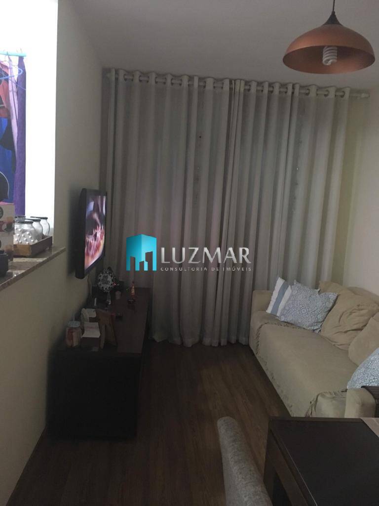 Apartamento à venda com 2 quartos, 48m² - Foto 4