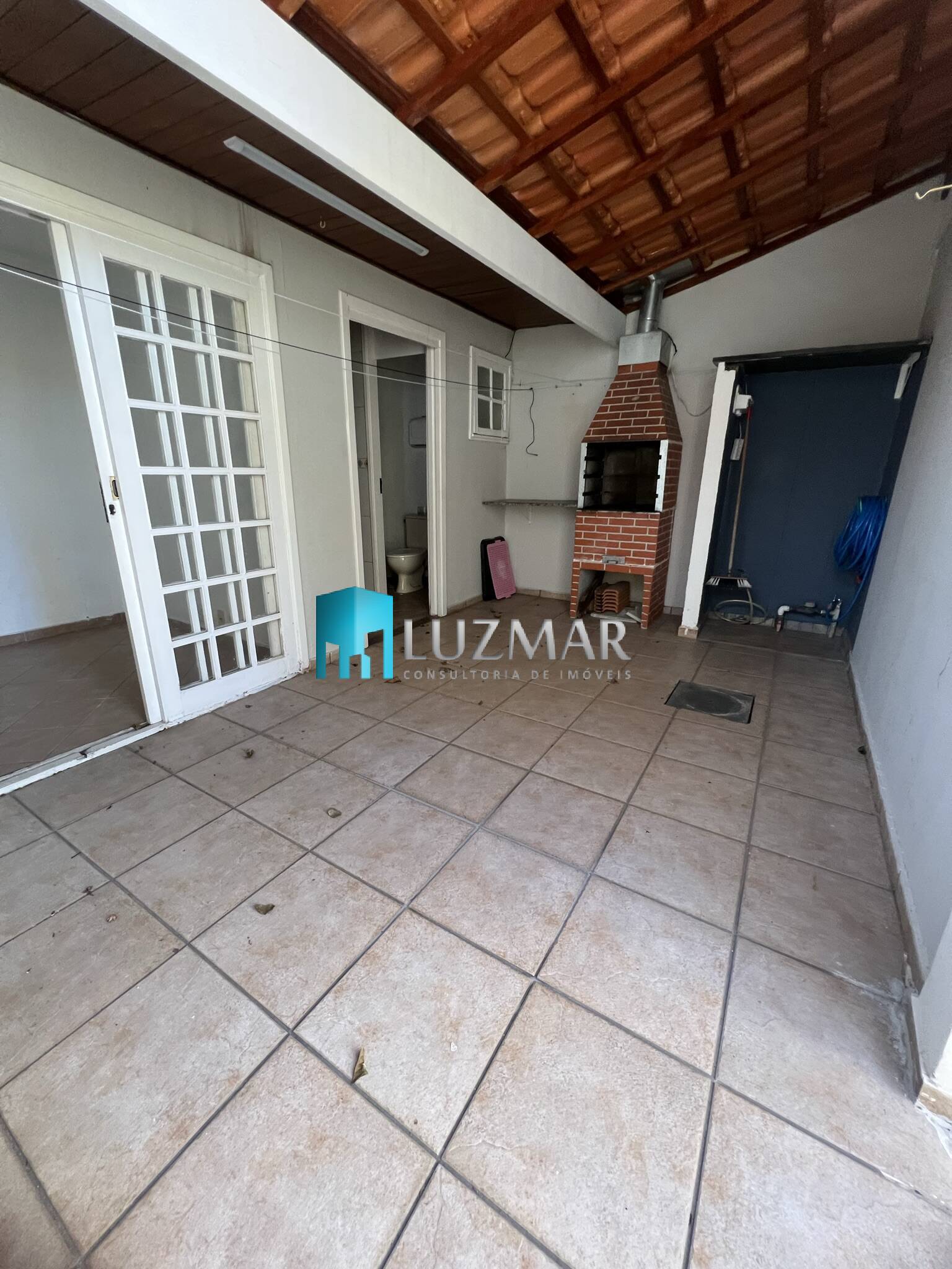 Casa à venda com 2 quartos, 126m² - Foto 28