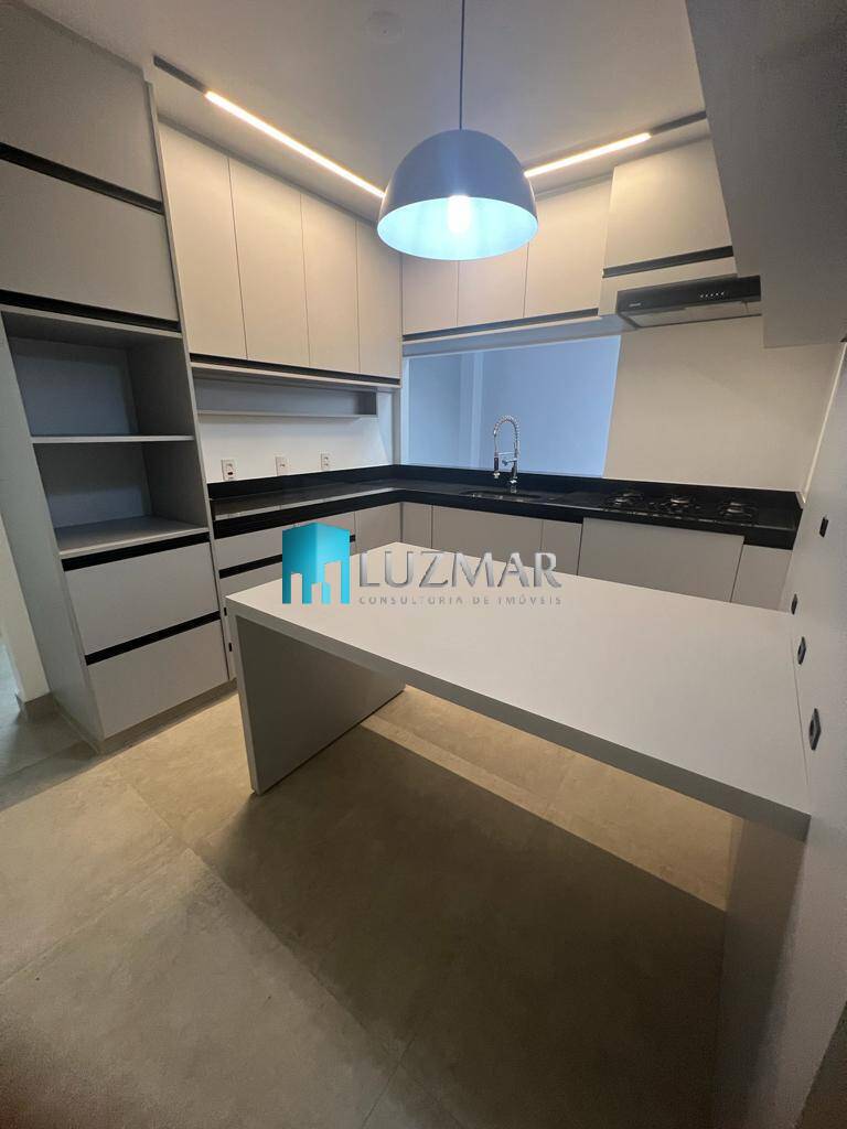 Casa à venda com 3 quartos, 170m² - Foto 9