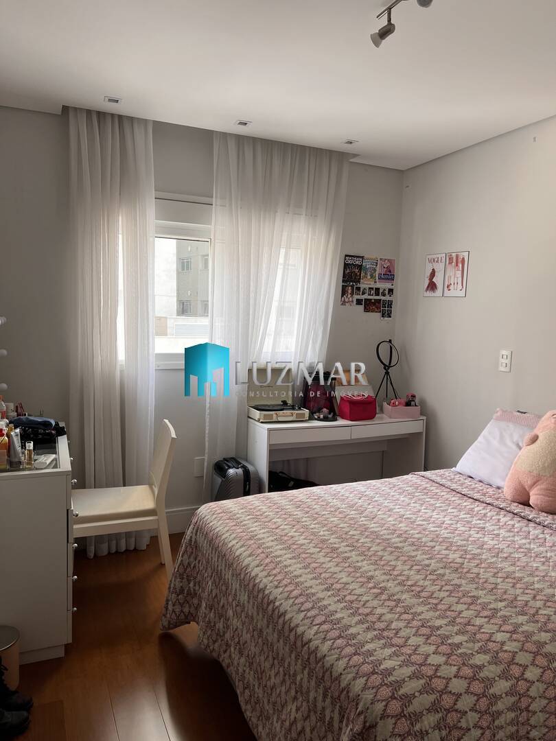 Apartamento à venda com 4 quartos, 238m² - Foto 16