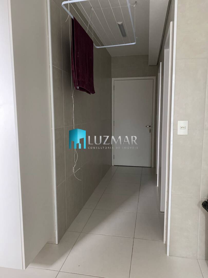 Apartamento à venda com 4 quartos, 238m² - Foto 27