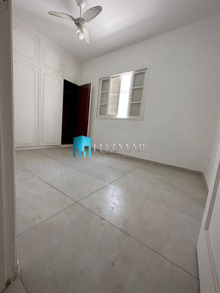 Casa à venda com 3 quartos, 131m² - Foto 8