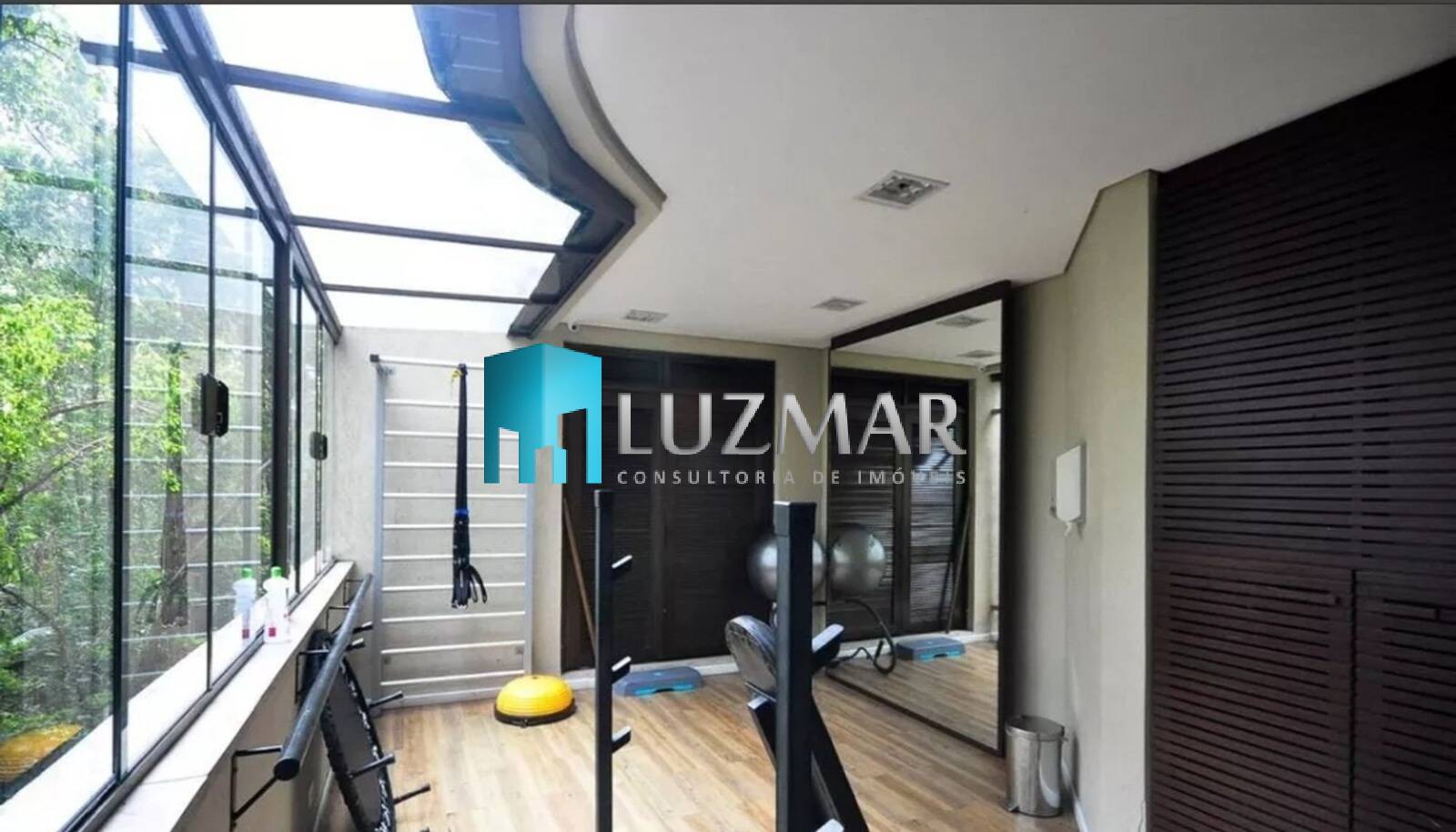 Apartamento à venda com 5 quartos, 226m² - Foto 31