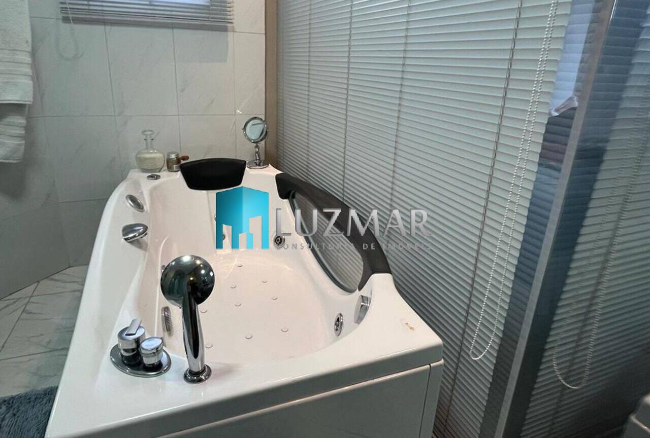 Apartamento à venda com 5 quartos, 226m² - Foto 24