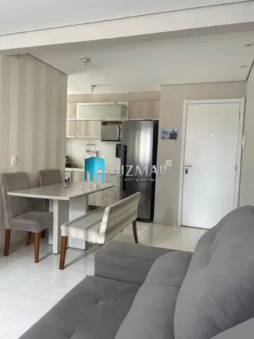 Apartamento à venda com 2 quartos, 43m² - Foto 2