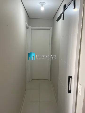 Apartamento à venda com 2 quartos, 43m² - Foto 3