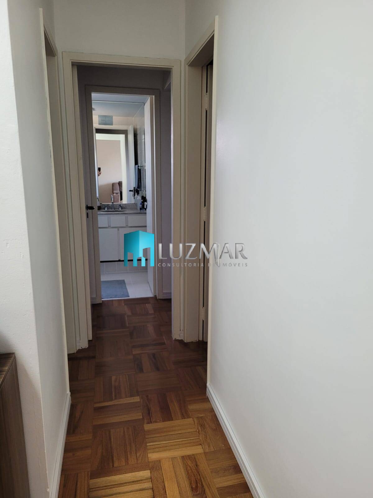 Apartamento à venda com 2 quartos, 61m² - Foto 27