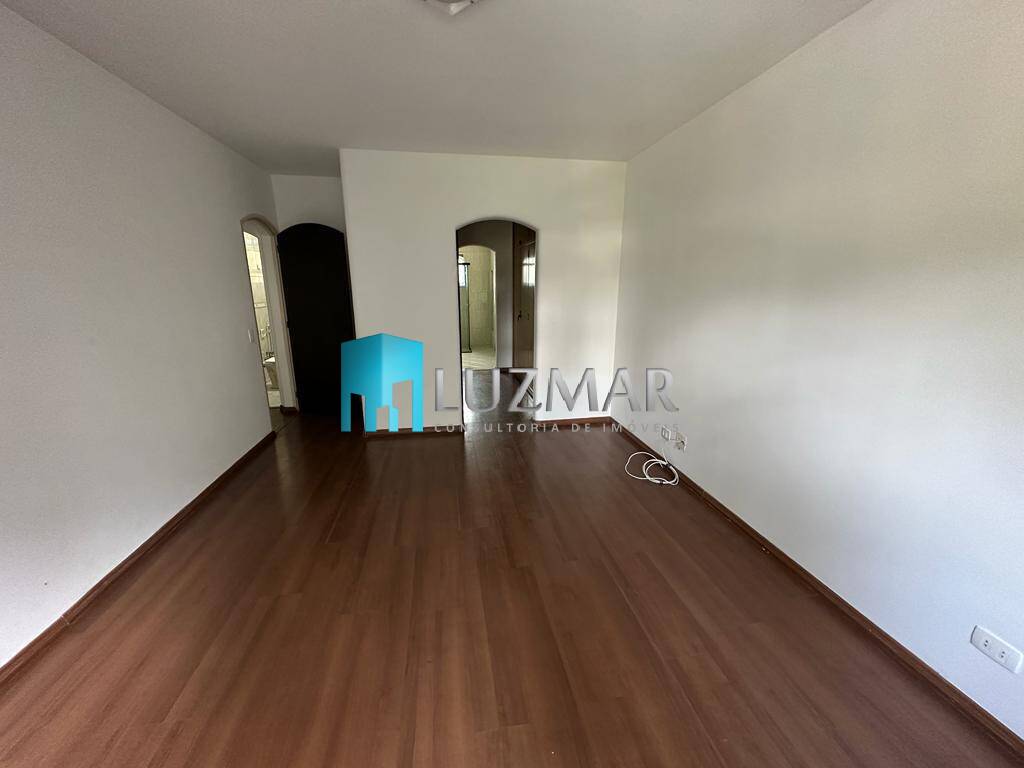 Apartamento à venda com 3 quartos, 148m² - Foto 2